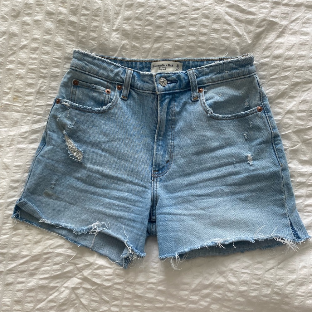 Abercrombie high rise demin jean shorts